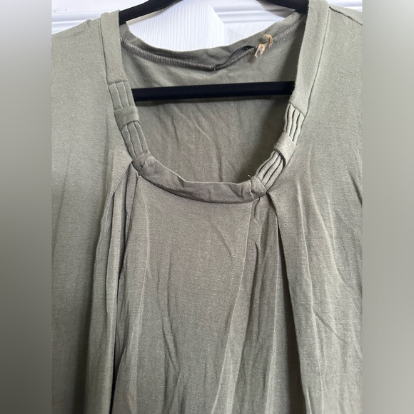 Green Tank Top - Picture 4 of 5